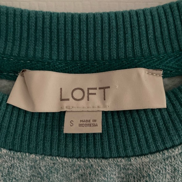 LOFT Puff-Sleeve Sweatshirt with Contrast Trim - Picture 4 of 5